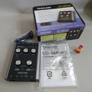 Interfaz MIDI de audio USB TASCAM US-144MKII con cable manual caja artículo probado - Imagen 1 de 6