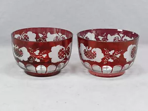 Pair of 20th Century Bohemian Engraved Floral Scrolls Ruby Stained Finger Bowls - Picture 1 of 10