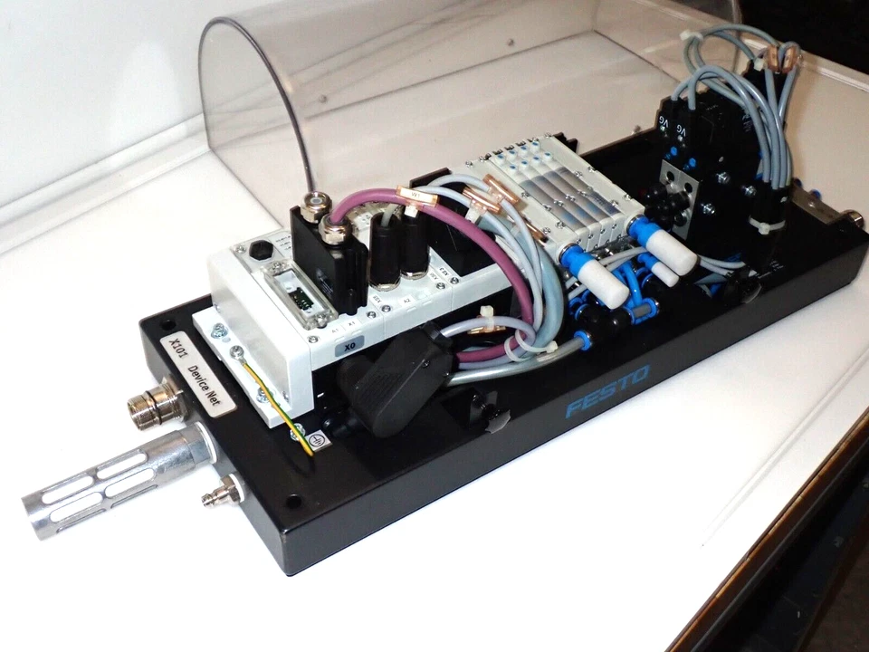 KUKA ROBOT FESTO TERMINAL COLECTOR BLOQUE ASPIRADORA GENERADOR X101 DISPOSITIVO NUEVO Foto 1 de 4