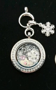 Süßer Medaillon Anhänger mit Weihnachtsmotiv silberfarben - Bild 1 von 4