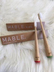 Neu 2 Stück MABLE Bambus Zahnbürste biologisch abbaubar NEU nachhaltig Erwachsene & Kinder - Bild 1 von 3