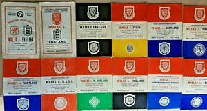 PROGRAMAS DE FÚTBOL INTERNACIONAL EN CASA DE WALES DE LOS AÑOS 50 Y 60 ~ TÚ ELIGES CUÁL - Imagen 1 de 13