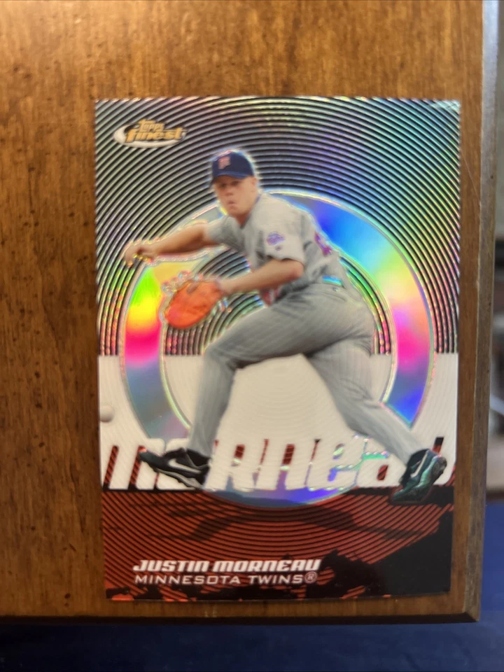 2005 Topps Finest - Justin Morneau #81 Refractor /399 - Image 1 of 3