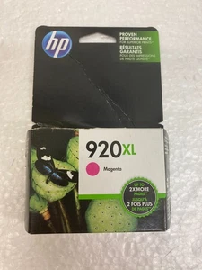 Cartucho de impresión magenta genuino OEM HP 920XL (CD973AN)/caja dañada- caducidad 12/18 - Imagen 1 de 4
