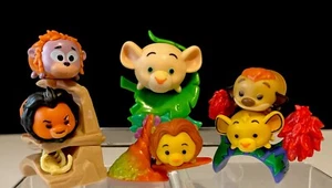DISNEY TSUM TSUM *LION KING* SET OF 10 ~ FIGURES & STANDS SIMBA SCAR NALA TIMON - Picture 1 of 9