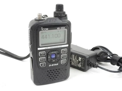 Icom ID-31A Ham Radio D-Star UHF ricetrasmettitore palmare (funziona bene) - Immagine 1 di 4