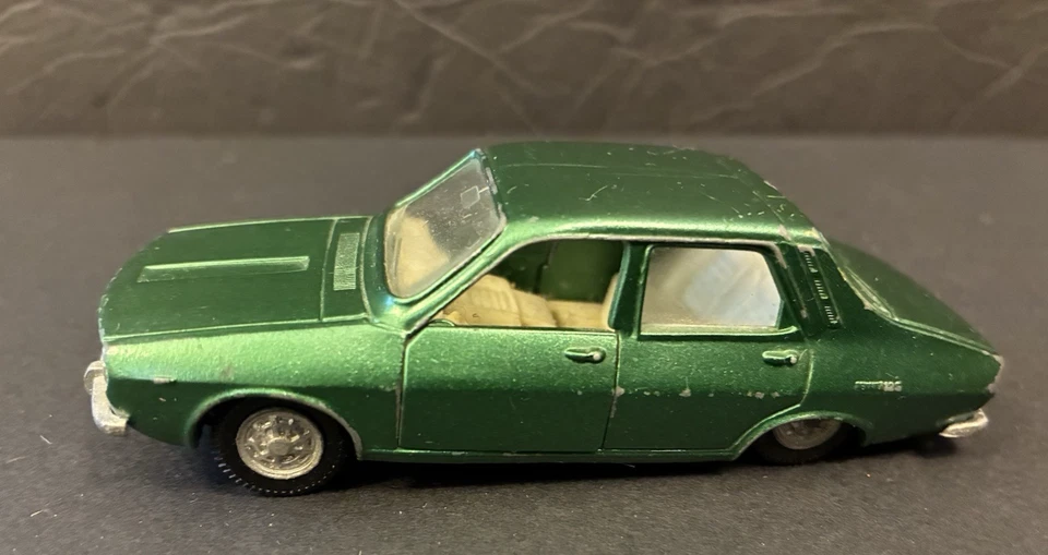 COCHE PILEN M503 RENAULT R 12S VINTAGE en PLÁSTICO HECHO ESPAÑA - Emisión rueda trasera Foto 1 de 4