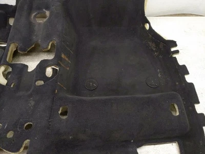 BMW X1 2018 forro de piso interior delantero alfombra 7-451-440 *negro *manchas Foto 1 de 4