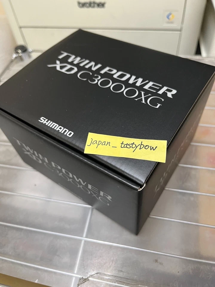 Shimano 21 Twin Power XD C3000XG Spinning Reel - Blue