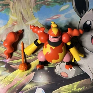 2022 Jazwares Pokemon Magmortar Battle Ready Deluxe Action Figure Loose - Bild 1 von 4