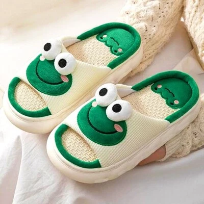 Women’s Open Toe Cute Cartoon Frog Soft Warm Indoor Non-Slip Foam Slippers 44-45 - Image 1 of 4
