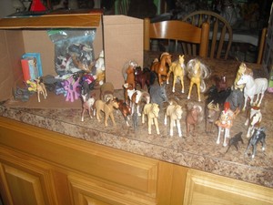 plastic horses for sale