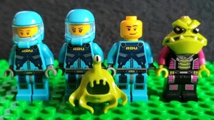 Lego Alien Defense Unit Soldat Alien Trooper Minifigur Konvolut Lot Conquest - Bild 1 von 6