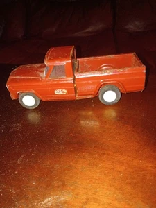 Vintage 9 Inch Tonka Jeep Pick-Up Truck Red Pressed Steel With Tailgate - Picture 1 of 6