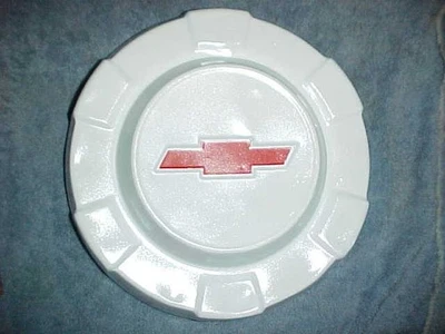 Chevy Truck 1961, 1962, 1963 Dog Dish Bowl Hubcap NUB Slum Cap Very Nice Driver - Image 1 of 4