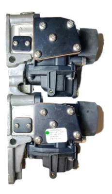 JOHNSON-EVINRUDE 90HP-115HP Port CARBURETOR ASSEMBLY P/N: 5001062, 0433692 - Image 1 of 4