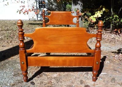 Cama de Solteiro Vintage Solid Rock Maple Cushman Colonial Creations Twin Nº. 6140S - Imagem 1 de 4