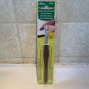 Gancio all'uncinetto Clover Amour taglia 6,0 mm ""J"" #1049/J - Foto 1 di 3