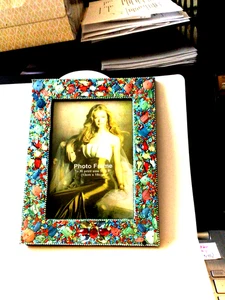 SM Muschel Blumen und quadratische Muscheln mit orange/klaren Steinen Fotorahmen 5" x 7" - Bild 1 von 1