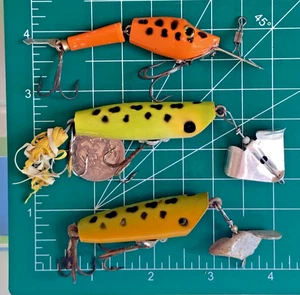 Vintage Lot 3 FRED ARBOGAST HULA PIKE JOINTED CRANKBAIT SPUTTER BUZZ TOPWATER KÖDER - Bild 1 von 8