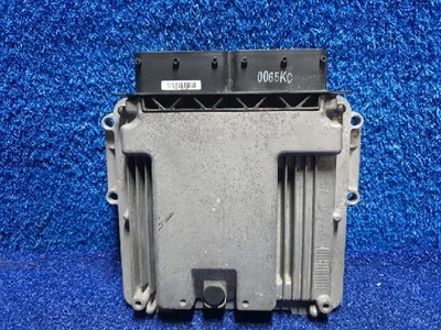 Modulo centralina motore KIA Cerato Forte Koup ECU 2012 391102BAK9 - Immagine 1 di 4