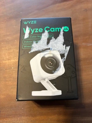Cámara de seguridad inteligente Wyze Cam V4 enchufable para interiores y exteriores Foto 1 de 4