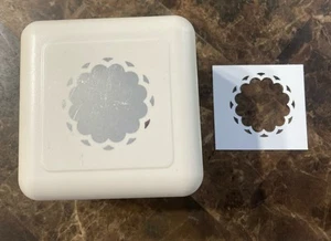 Martha Stewart Stanzer All Over the Page Rose Fenster Magnet Papierstanzer - Bild 1 von 7