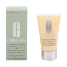 Clinique Dramatically Different Feuchtigkeitsspendende Gesichtswasser - 50ml