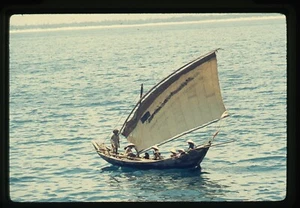Vietnam War Transparency USN Navy Ship View Villagers Sail Boat - Imagen 1 de 2
