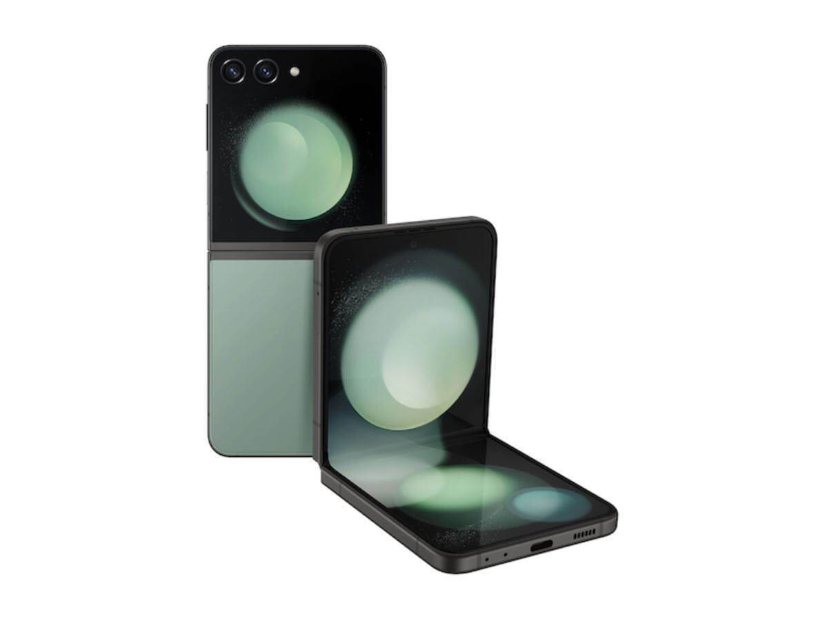 【極美品】Galaxy Z Flip5 256GB Smart　Tag2付き Samsung Galaxy Z Flip5 256GB (Unlocked) Graphite SM
