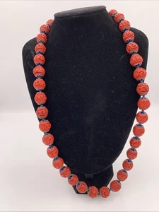 ANTIQUE RED CINNABAR CARVED ART DECO NECKLACE LONG LARIAT HAND-KNOTTED OLD VNTG - Picture 1 of 7