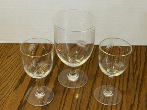 3 Vintage Noritake Sasaki Glass Etched Wheat Stemmed Cordial Wine Glasses - Picture 1 of 3