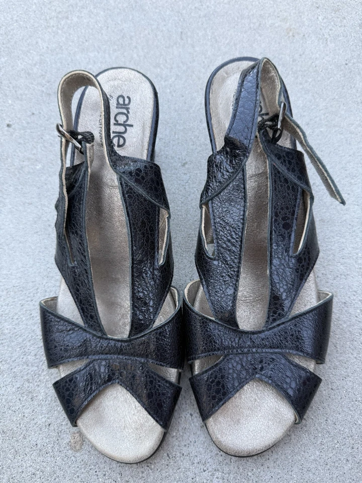 Tacones Arche France de cuero negro recortado texturizado para mujer talla 38 EE. UU. 8 Foto 1 de 4