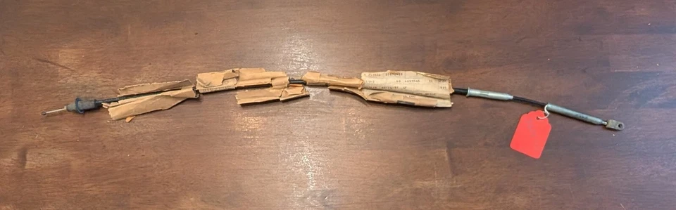 Cable de control del acelerador Mopar NOS 1972-73 camioneta Dodge con motor 400 Foto 1 de 1