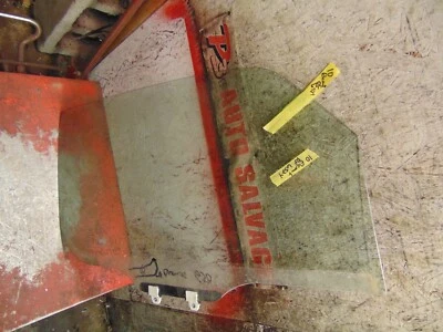 03 04 05 06 07 08 11 09 10 Honda Element oem right front door glass window — 第 1/2 张图片