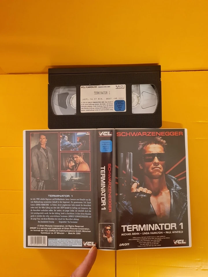 VHS(2)  Terminator 1, mit Arnold Schwarzenegger und Linda Hamilton - Bild 1 von 1