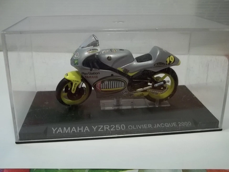 edicola sc1/24 yamaha yzr 250 olivier jacque 2000 - Immagine 1 di 1