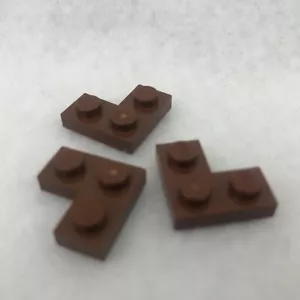 LEGO 2420 Reddish Brown Plate 2 x 2 Corner (x3) - Picture 1 of 2