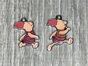 2 piglet charm pendants 0.75 in. Disney Enamel (2) - Picture 1 of 2
