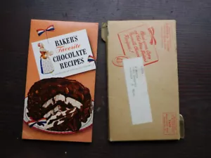 Libro de cocina de recetas de chocolate favorito de Baker's 1945 con funda de correo original - Imagen 1 de 3