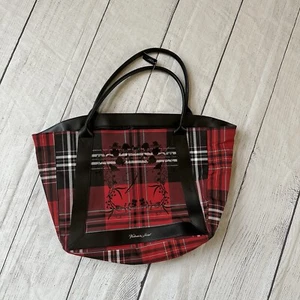 Victoria's Secret tote bag red black holiday plaid logo flowers NEW - Picture 1 of 13