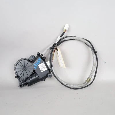 Atuador de trava de porta-malas 2011-2016 BMW 528i 535i 550i M5 51247273752 usado pelo fabricante - Imagem 1 de 4