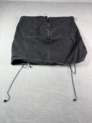 Mini falda vaquera negra para mujer BDG Urban Outfitters talla L lavado oscuro Foto 1 de 4