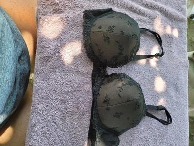 Sujetador push up para mujer Ambrielle 36 C negro de encaje acolchado con aros ajustable Foto 1 de 4