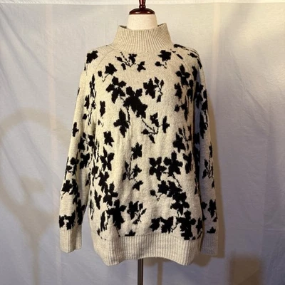 Suéter para mujer Liz Claiborne talla XXL negro sobre marfil floral suave cuello falso Foto 1 de 4
