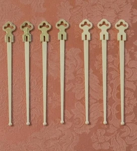 Vintage Skeleton Key Swizzle Sticks From 1960's (7 Total) - Picture 1 of 1