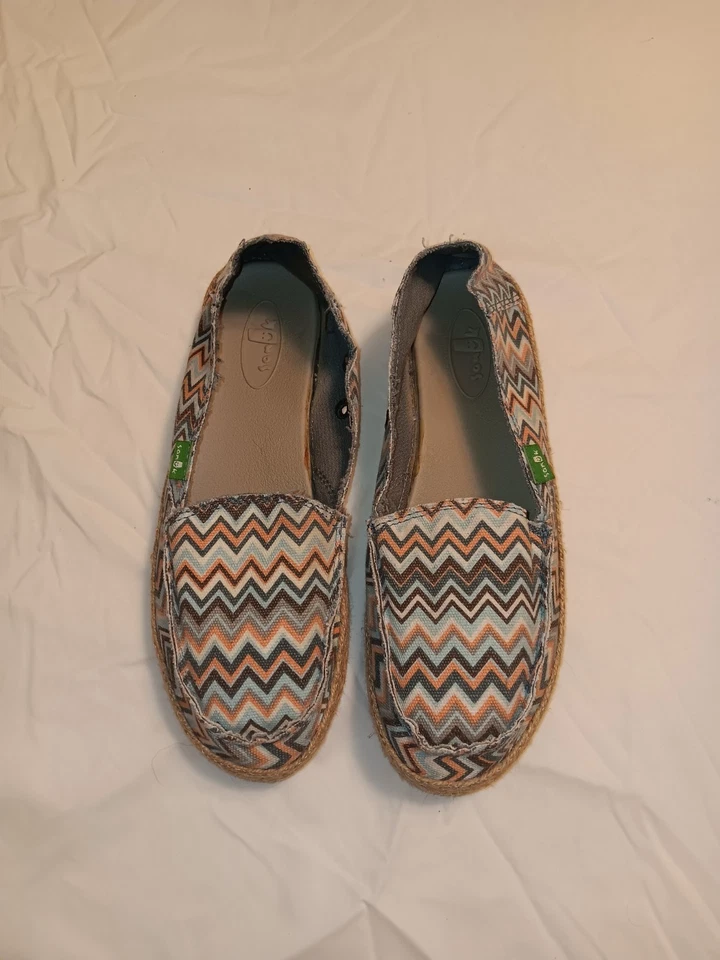 Zapatos sin cordones Sanuk para mujer multicolores talla 7 azul y naranja informales cómodos Foto 1 de 4