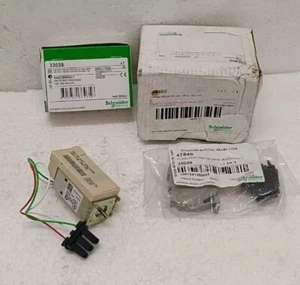 SCHNEIDER 48460 VOLTAGE RELEASE MASTERPACT MX COM 33035 AND 3-WIRE BLOCK 47849 - Picture 1 of 9