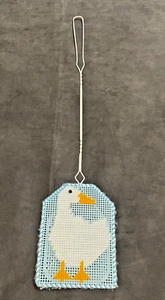 Swatter mosca vintage Duck Goose punto croce fatto a mano Countrycore Grannycore - Foto 1 di 7