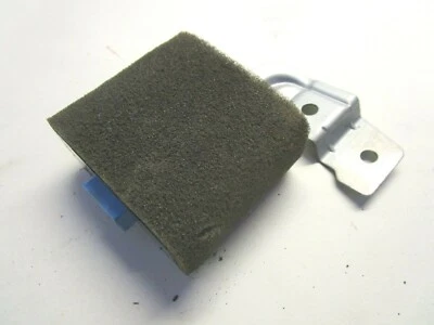 Honda CR-V  MK1 1999 - Sunroof Motor Relay - Image 1 of 3